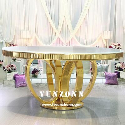 ราคาดี โต๊ะทานอาหารแต่งงานทรงกลมหน้า MDF สีขาวพร้อมฐานโลหะสแตนเลสสีทองสำหรับเฟอร์นิเจอร์จัดเลี้ยงโรงแรม ออนไลน์