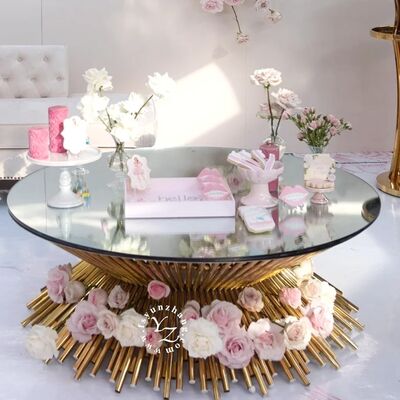 ราคาดี โต๊ะกาแฟหรูหราประดับเพชรพร้อมฐานโลหะแบบมีสายและท็อปกระจก เฟอร์นิเจอร์ห้องนั่งเล่นดีไซเนอร์และของตกแต่งบ้านที่เป็นศูนย์กลาง ออนไลน์