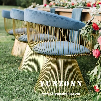 ราคาดี เก้าอี้เท้าแขนผ้ากำมะหยี่สไตล์ Nouveau Wire Velvet เก้าอี้ทานอาหารโครงสแตนเลสสีทอง ดีไซน์ใหม่สำหรับห้องนั่งเล่น โรงแรม ร้านอาหาร ออนไลน์